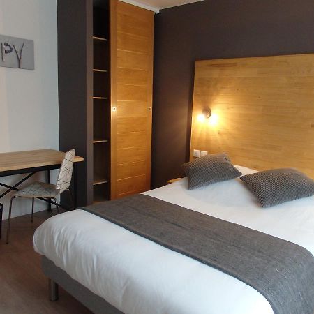 Hotel Castel Neuves-Maisons Extérieur photo